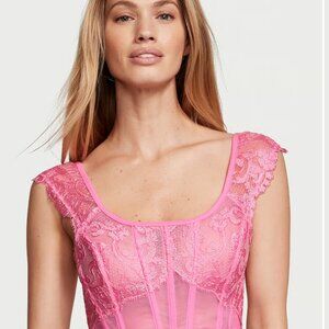 Floral Embroidery Cap Sleeve Corset Top